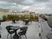  terrasse de bar sur le toit d'un hôtel